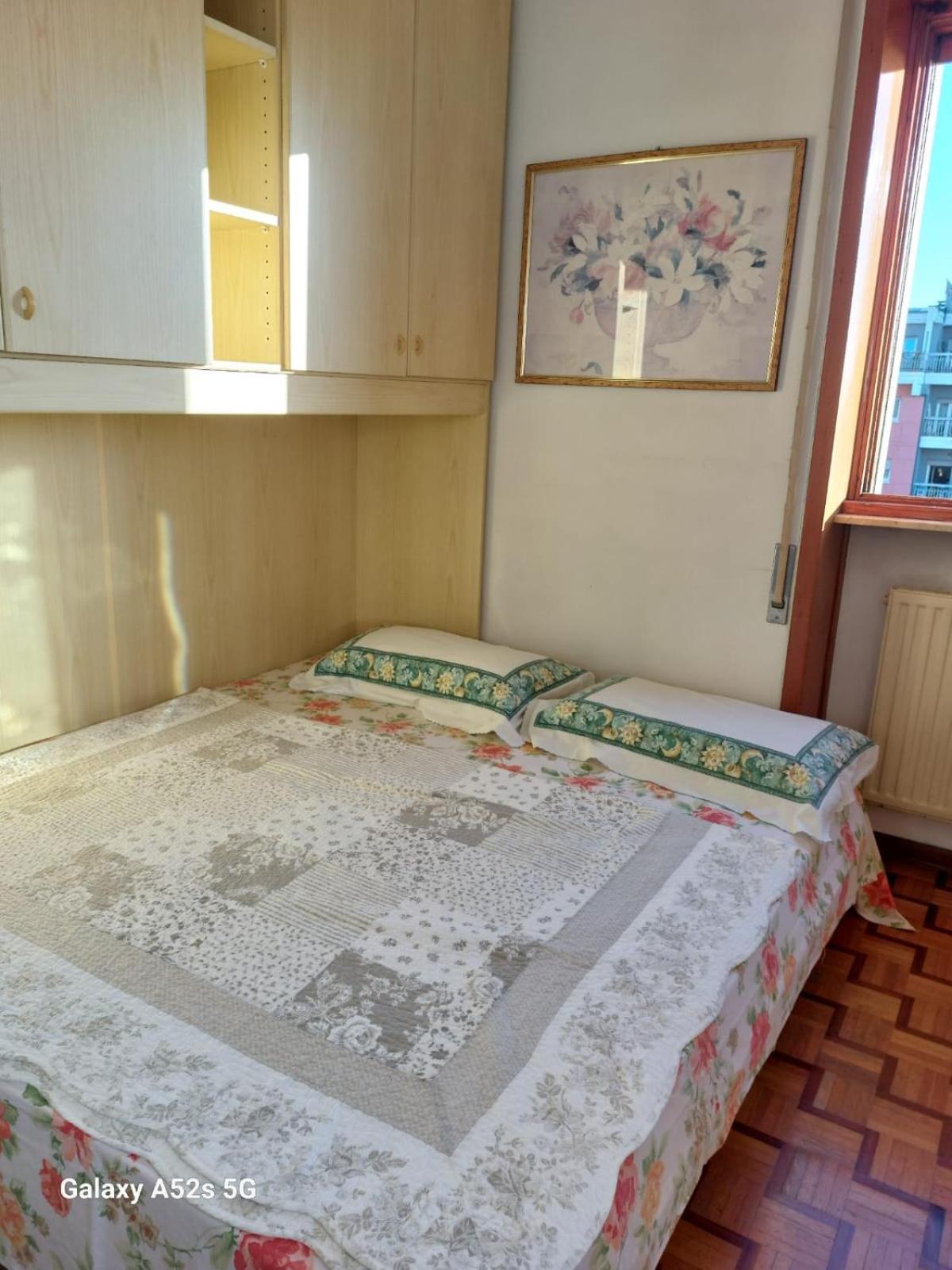 Accommodatie bij particulieren # Punto Fm 9 # *